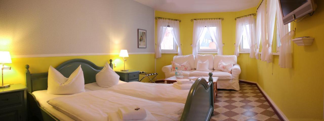 Hotel Garni Zur Post Вернигерод Екстериор снимка